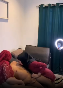 Dua Hijab Cantik (2020)